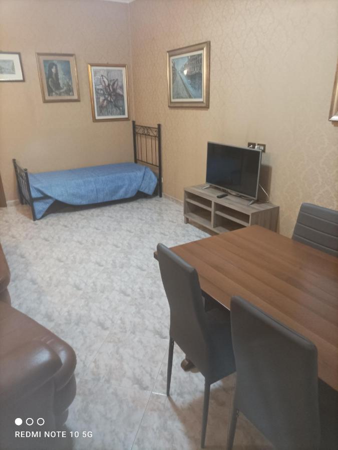 Appartamento Simba Милано Екстериор снимка
