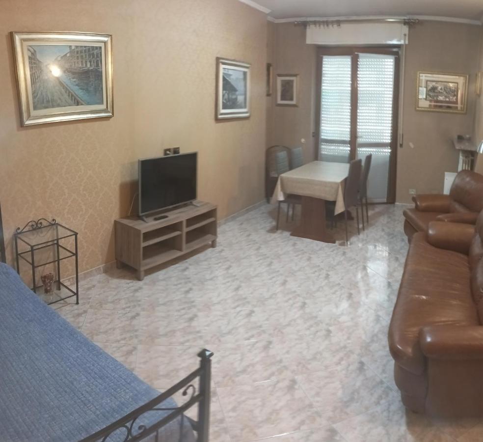 Appartamento Simba Милано Екстериор снимка