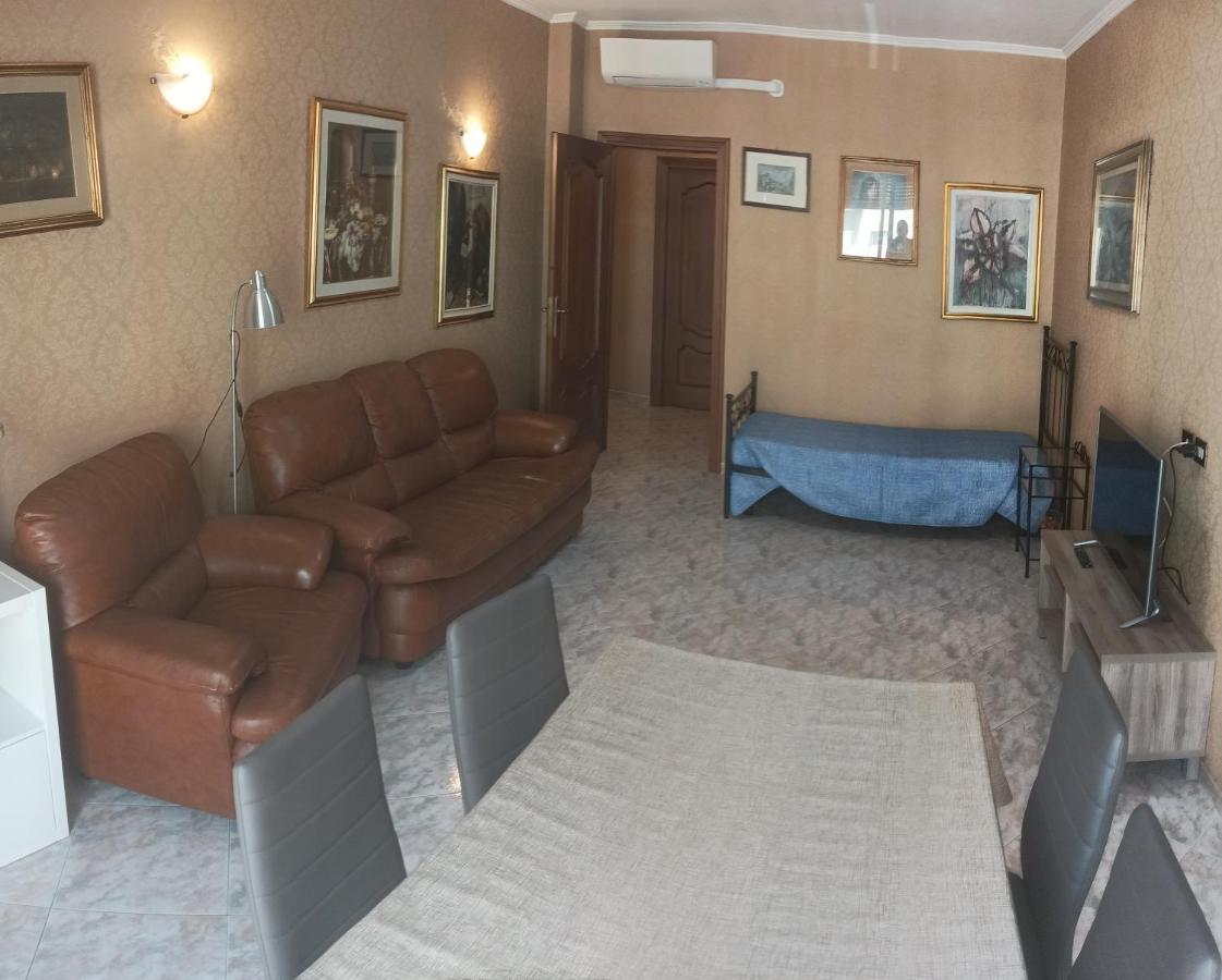 Appartamento Simba Милано Екстериор снимка